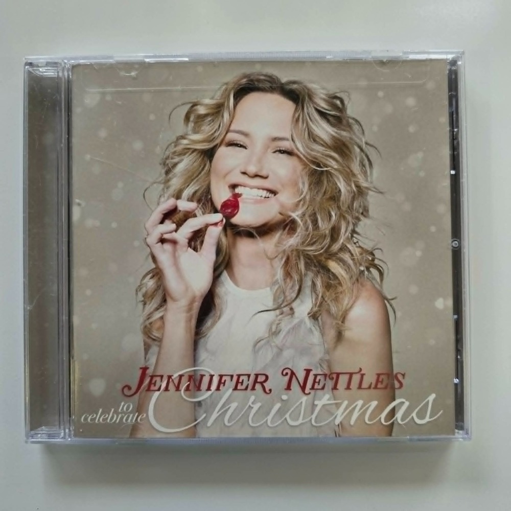 Jennifer Nettles To Celebrate Christmas 2016 CD 10 Holiday Favorites Country